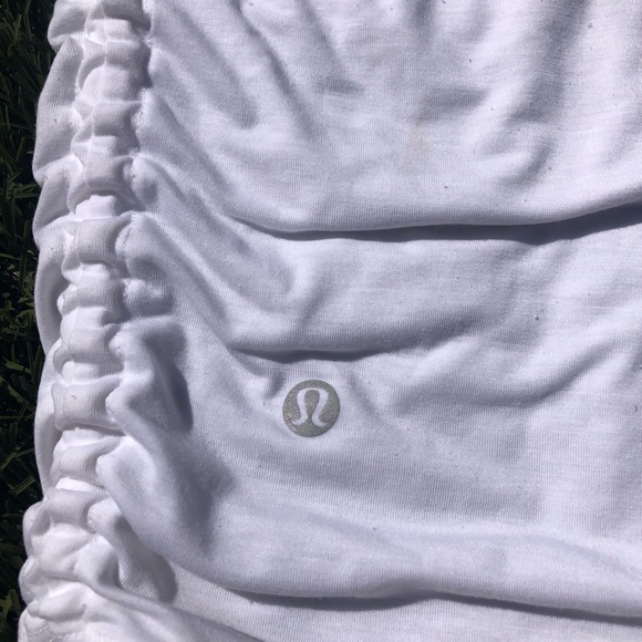 *Rare* Lululemon Power Class tee in white - Picture 11 of 13